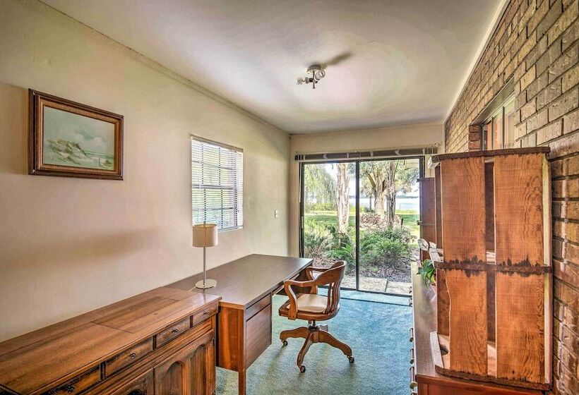 Lakefront Frostproof Vacation Rental W/ Beach!