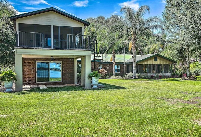 Lakefront Frostproof Vacation Rental W/ Beach!