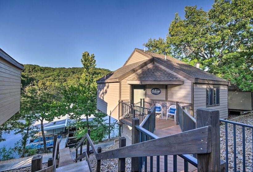 Lakefront Home In The Woods W/ Community Pool!