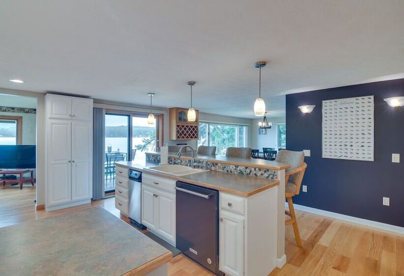 Lakefront Naples Retreat With Docks & Fire Pits!