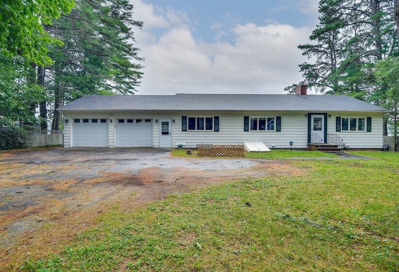 Lakefront Naples Retreat With Docks & Fire Pits!