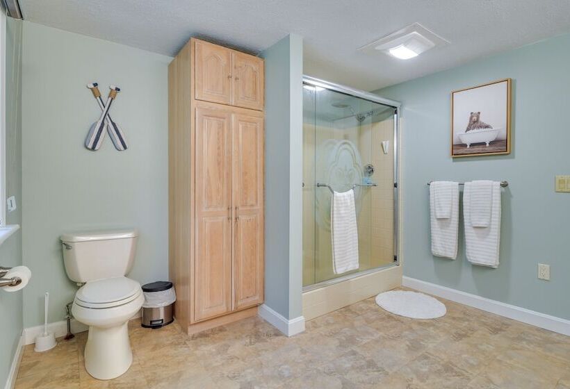 Lakefront Naples Retreat With Docks & Fire Pits!