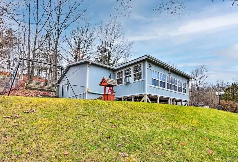 8 Mi To Beach: Lake View Haven In Linn Creek!