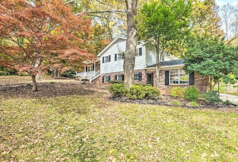 Lovely Taylors Home: 8 Mi To Dtwn Greenville!