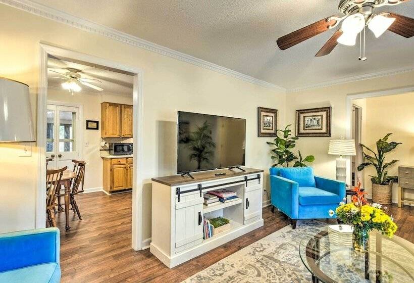 Lovely Taylors Home: 8 Mi To Dtwn Greenville!