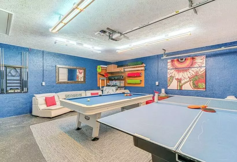 Spacious Citrus Hills Home W/ Pool & Game Room!