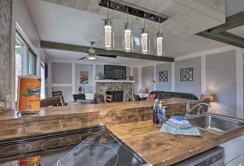 Boat, Swim & Golf: Margaritaville Resort Home!