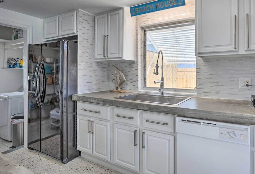 Palm City Canalfront Home W/ Boat Dock & Fire Pit!