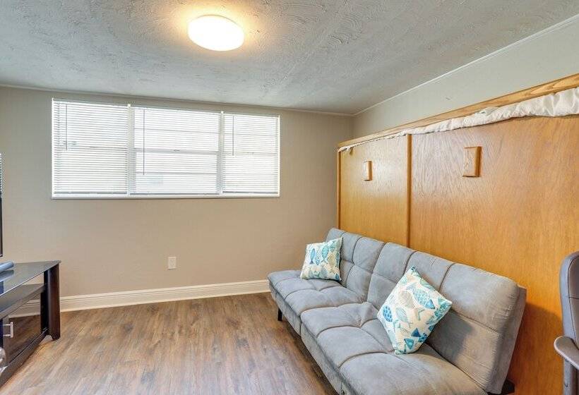 Pet Friendly Gulfport Home < 2 Mi To Beach