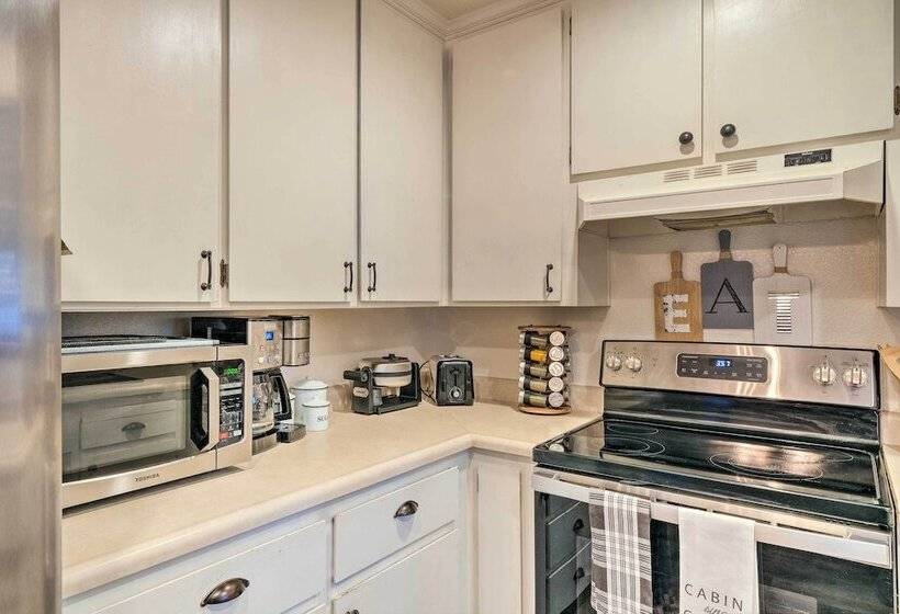 Lakeside Groveland Home W/ Hot Tub, Near Yosemite