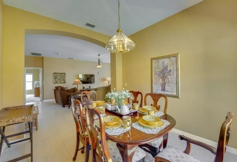 Lake View Escape W/ Lanai In Kissimmee!