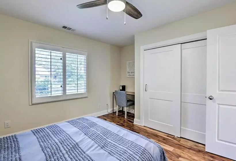 Sea Pines Resort Escape W/ Deck ~ 2 Mi To Beach!