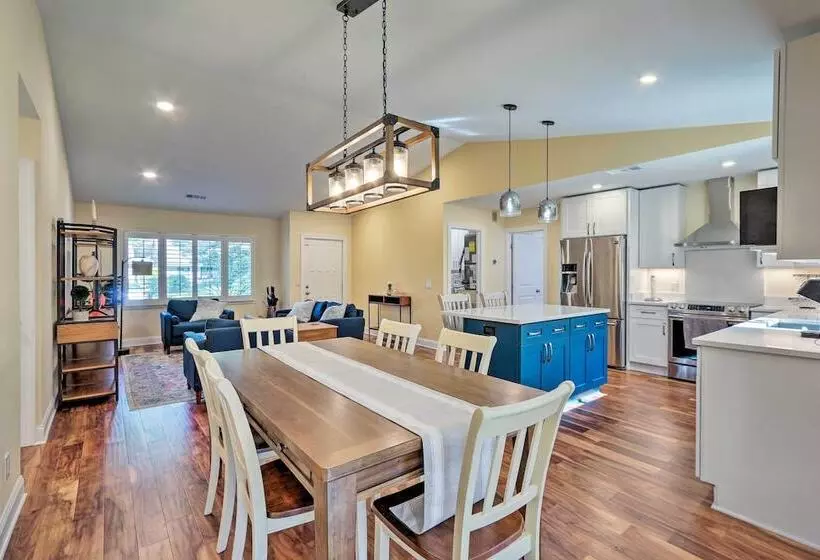 Sea Pines Resort Escape W/ Deck ~ 2 Mi To Beach!