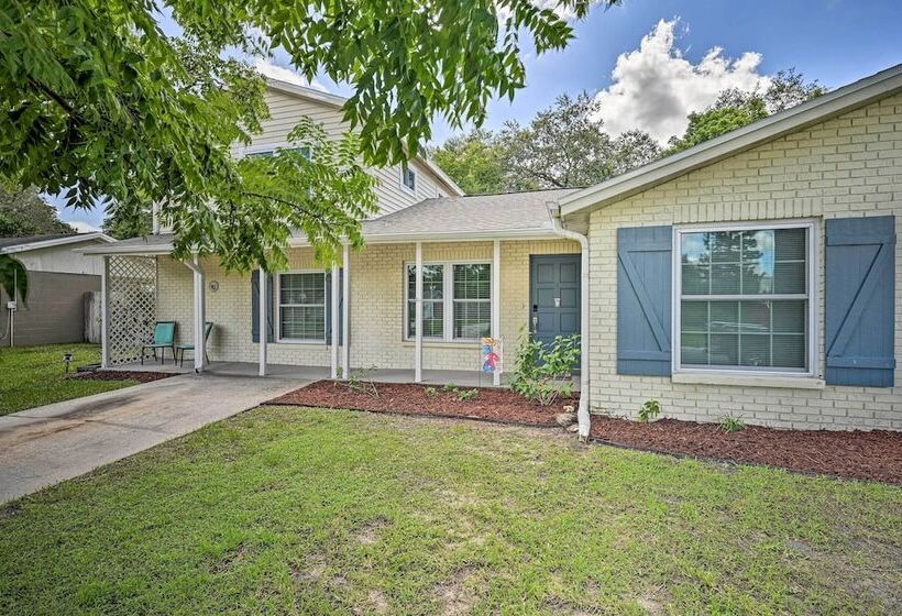 Spacious Brandon Home W/ Private Outdoor Pool