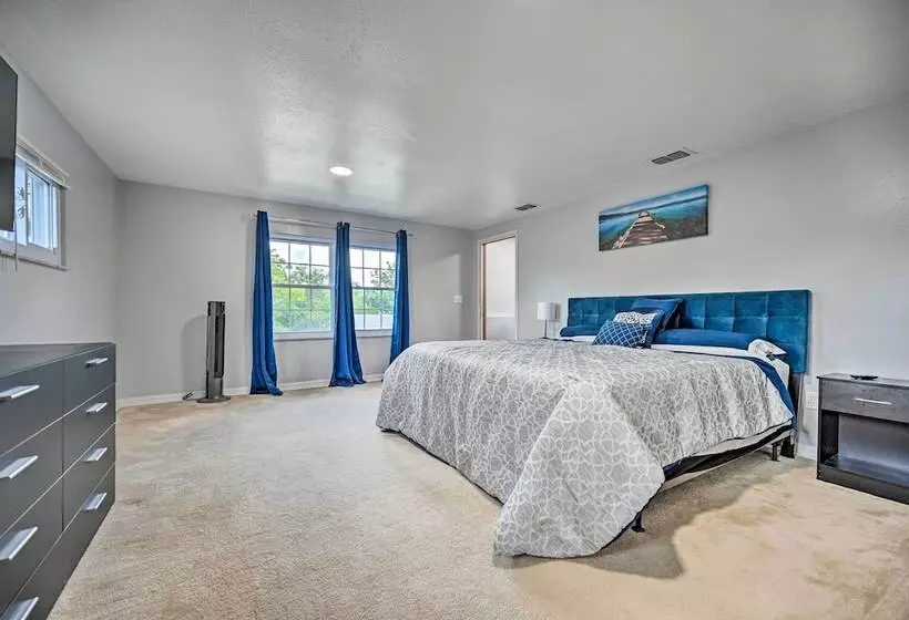 Spacious Brandon Home W/ Private Outdoor Pool