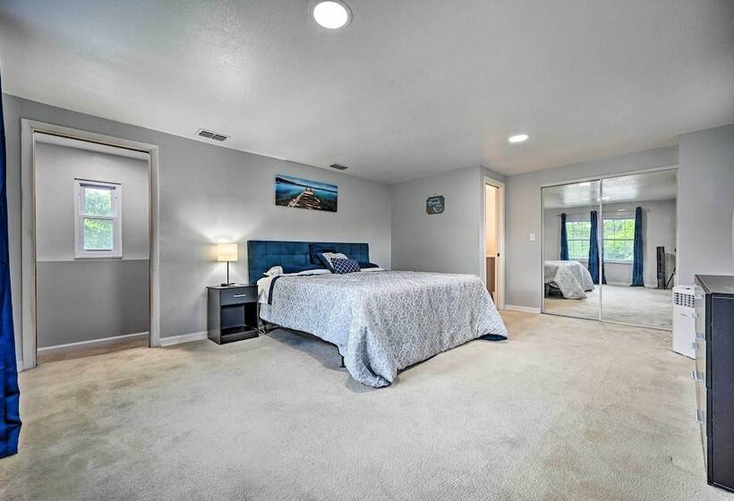 Spacious Brandon Home W/ Private Outdoor Pool