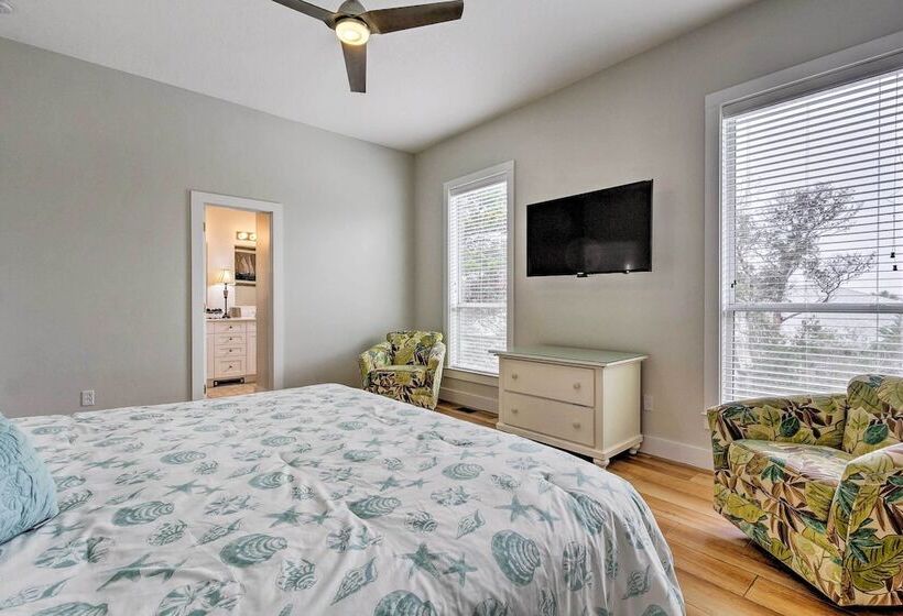 Spacious Miramar Beach Cottage W/ Beach Access!