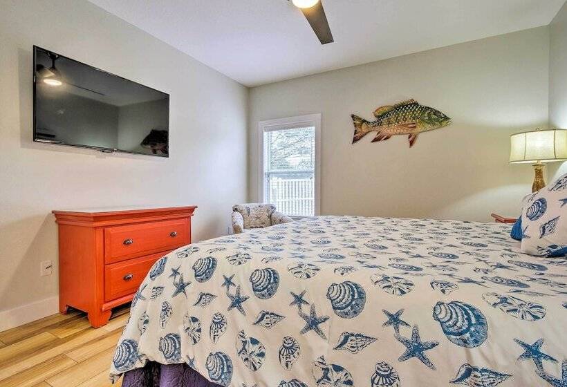 Spacious Miramar Beach Cottage W/ Beach Access!