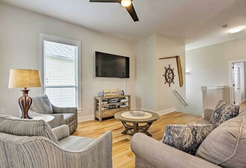 Spacious Miramar Beach Cottage W/ Beach Access!