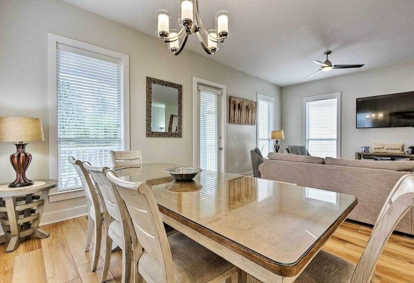 Spacious Miramar Beach Cottage W/ Beach Access!