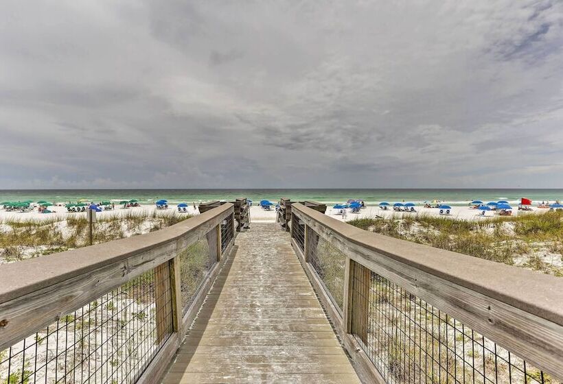 Spacious Miramar Beach Cottage W/ Beach Access!