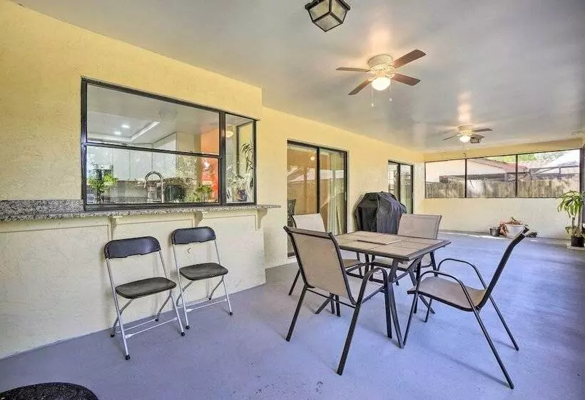 Stunning Retreat ~ 3 Miles To Pier!