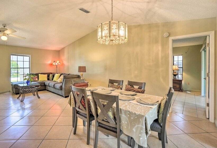 Stunning Retreat ~ 3 Miles To Pier!