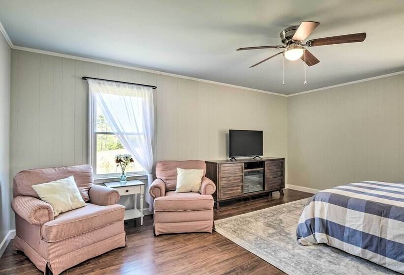 Tranquil Country Retreat Close To Greenville!