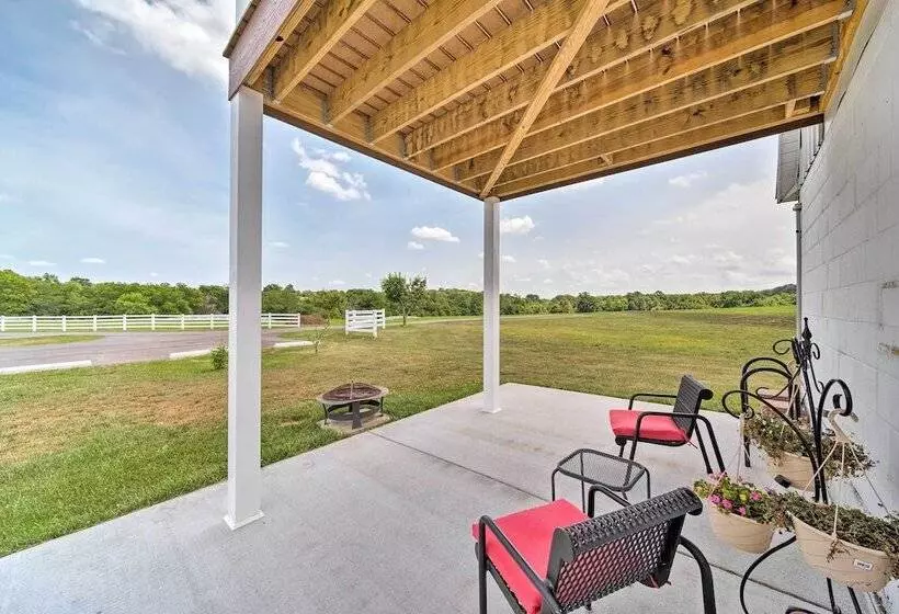 Updated Berger Cottage W/ Pool, On A Private Farm!