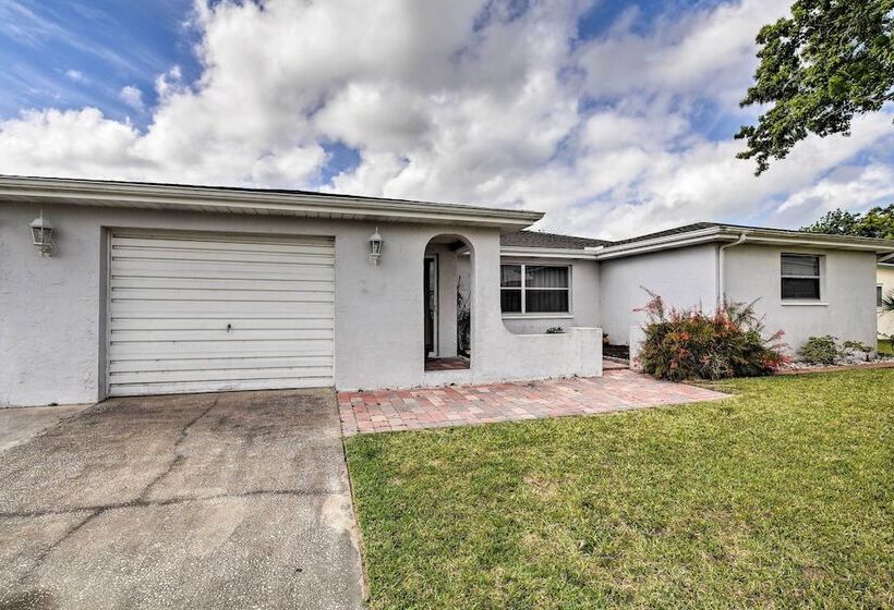 Waterfront Hernando Beach Home W/ Dock+kayaks