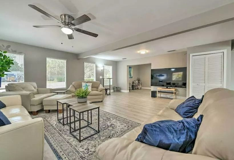 Waterfront Villa W/ Pool ~ 5 Mi To Ybor City!