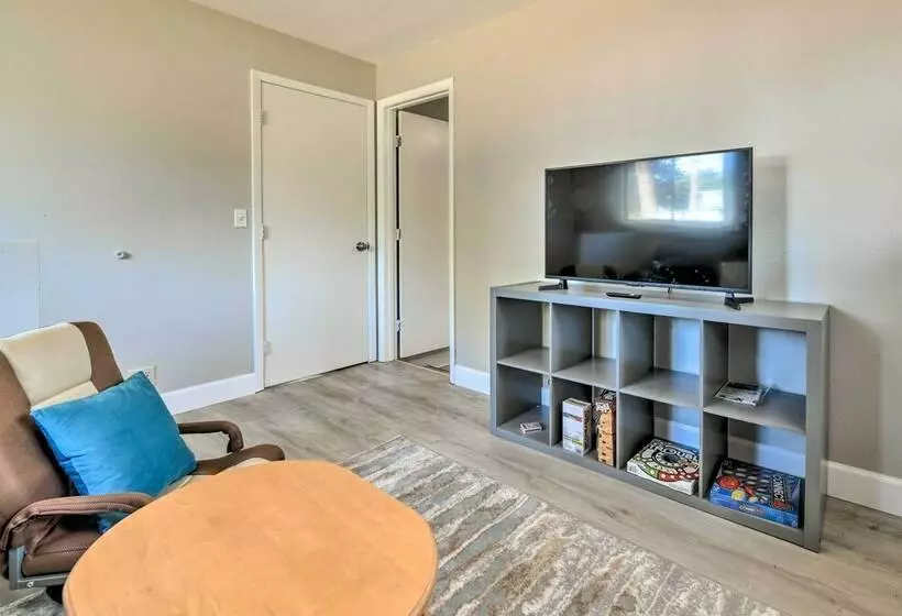 Waterfront Villa W/ Pool ~ 5 Mi To Ybor City!