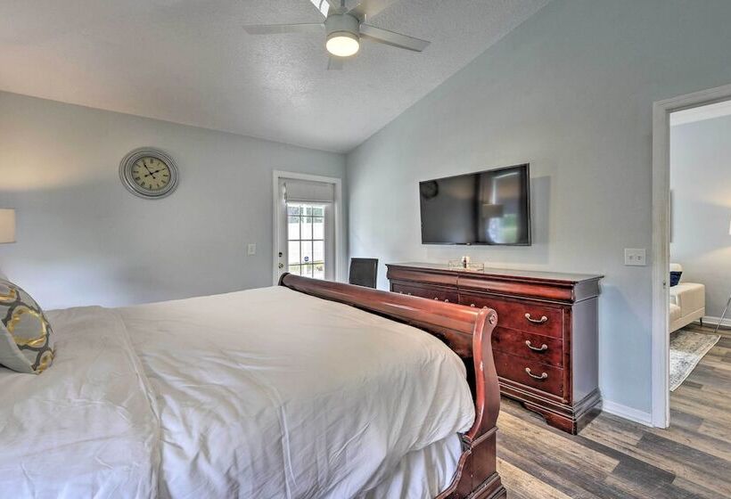 Apopka Single Story Home W/ Private Lanai + Pool!