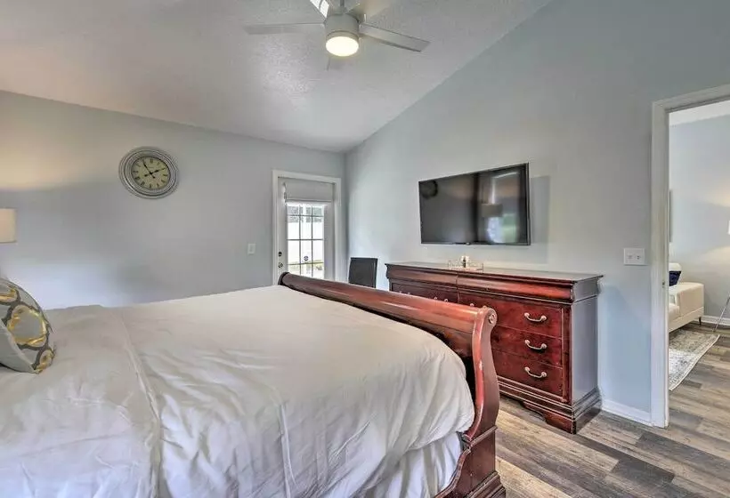 Apopka Single Story Home W/ Private Lanai + Pool!