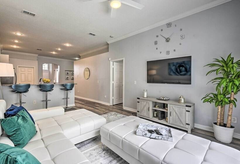 Apopka Single Story Home W/ Private Lanai + Pool!