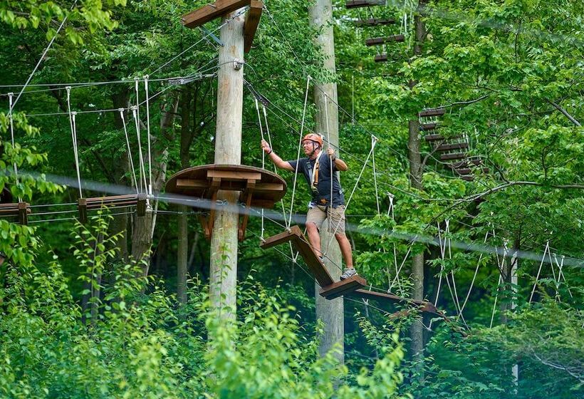 Blue Mountain Resort