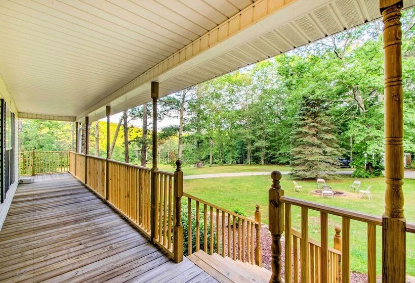 Cedar Mountain House On 12 Acres   Near Trails!