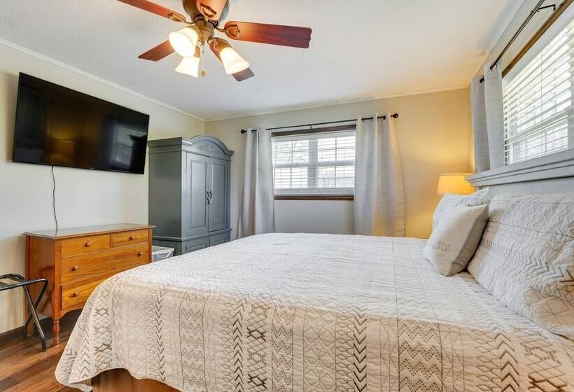 Charming Shell Knob Home: 16 Mi To Dogwood Canyon!