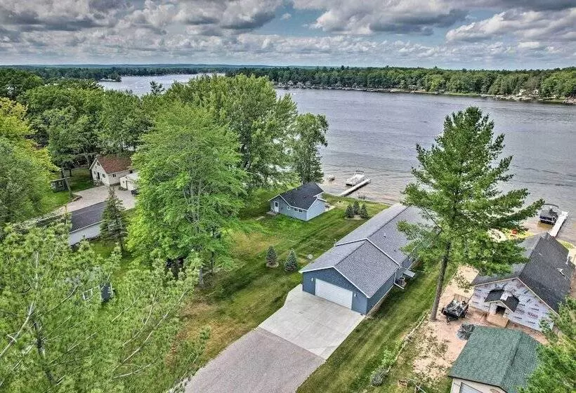 Hale/long Lake Retreat W/ Kayaks & Boat Dock