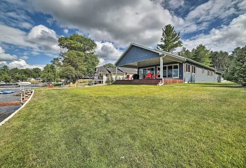 Hale/long Lake Retreat W/ Kayaks & Boat Dock