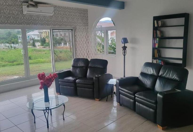 هتل Southsea Park Retirement Resort