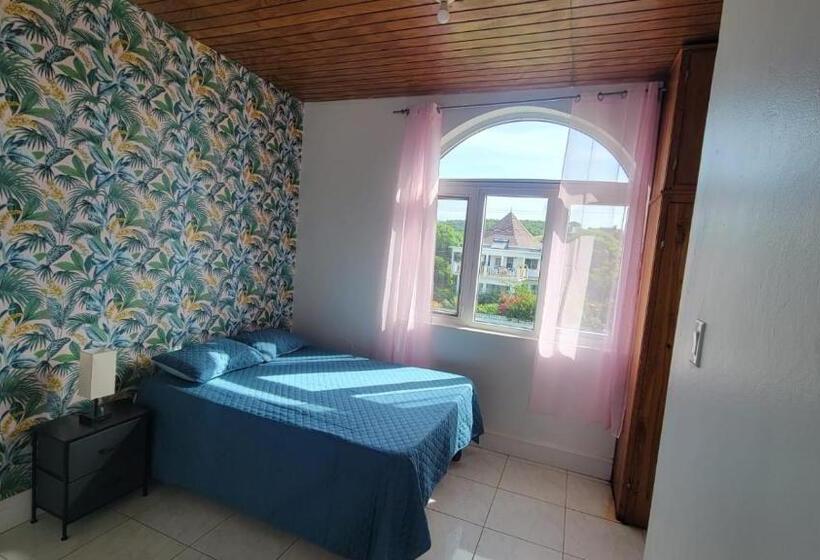 هتل Southsea Park Retirement Resort