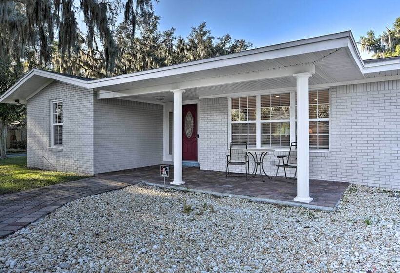 Jacksonville Gem   Ideal Location To Beaches!