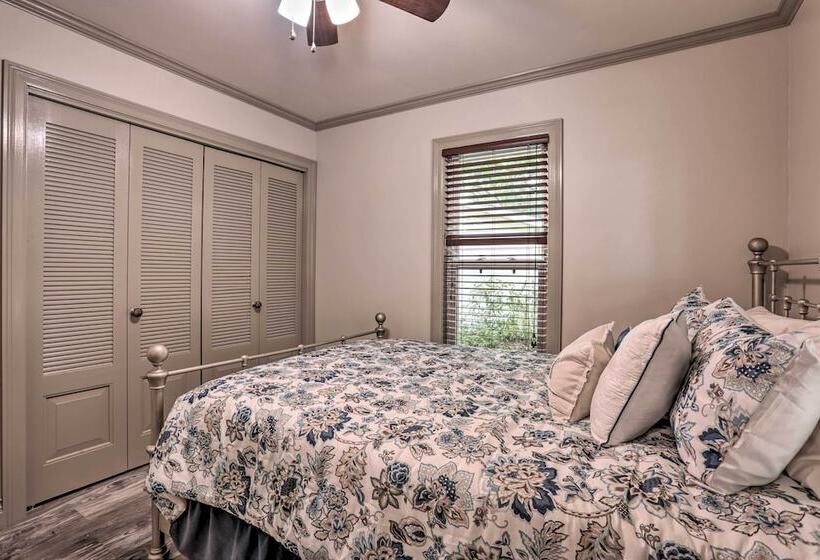 Lake Charles Home: 1 Mi To Public Boat Launch