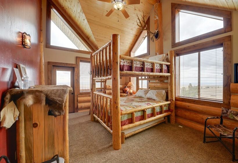 Luxe Lodge In The Tetons For Large Group Retreats!