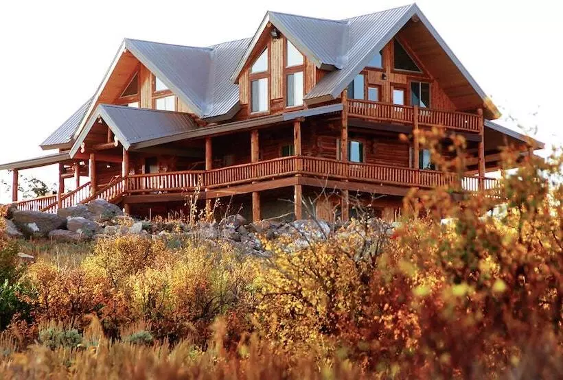 Luxe Lodge In The Tetons For Large Group Retreats!
