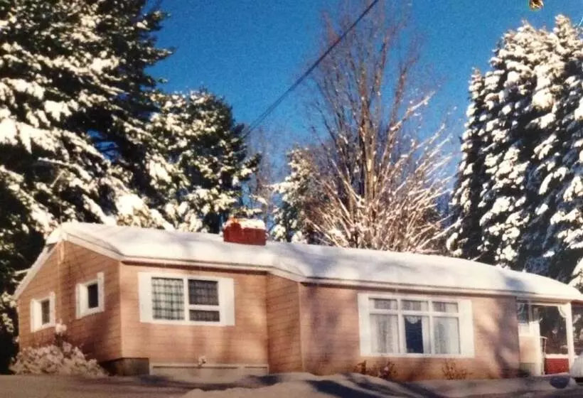 Mayfield Home W/ Private Dock On Lake Sacandaga!