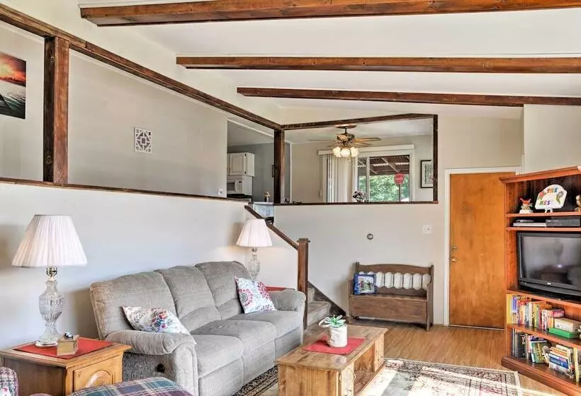 Mayfield Home W/ Private Dock On Lake Sacandaga!