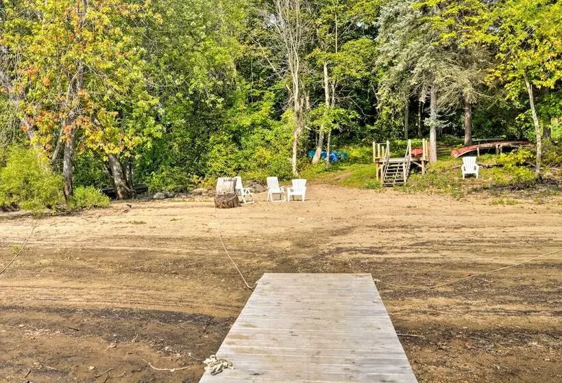 Mayfield Home W/ Private Dock On Lake Sacandaga!