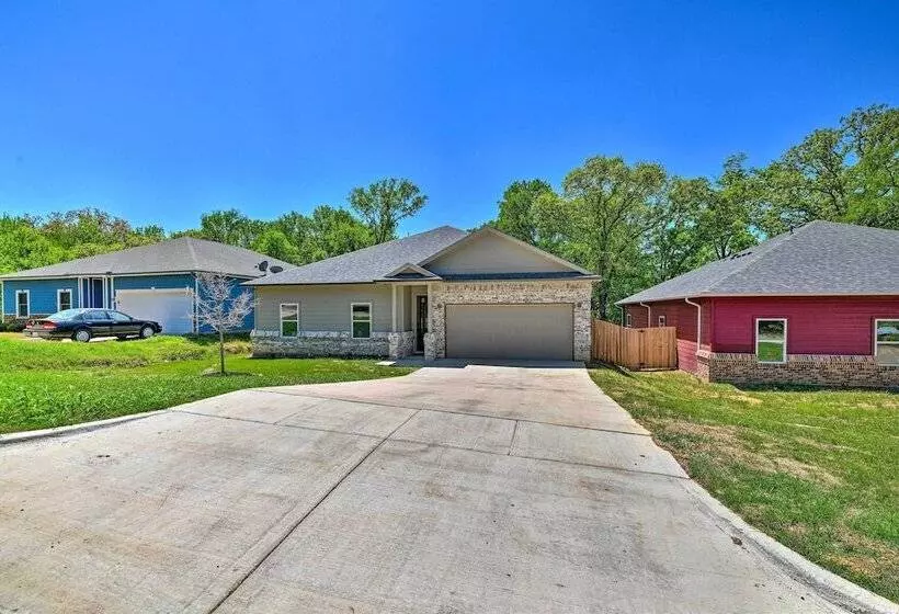 Newly Constructed Mansfield Home W/ Fenced Yard!